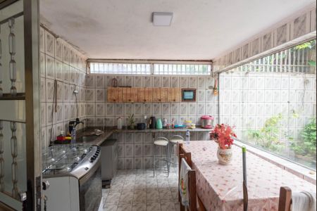 Casa à venda com 230m², 4 quartos e 3 vagasCozinha