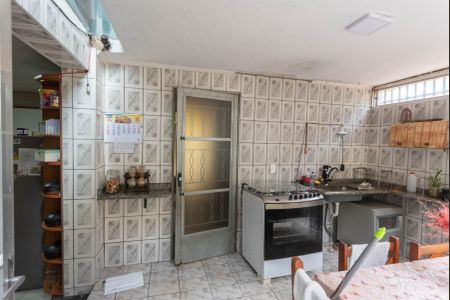 Casa à venda com 230m², 4 quartos e 3 vagasCozinha