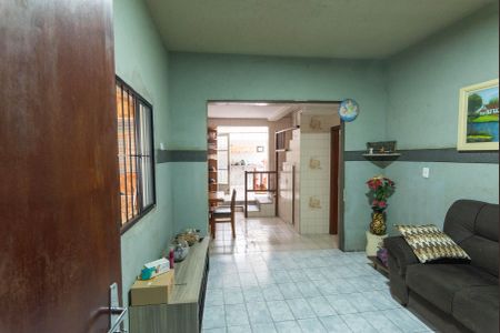 Casa à venda com 230m², 4 quartos e 3 vagasSala 2