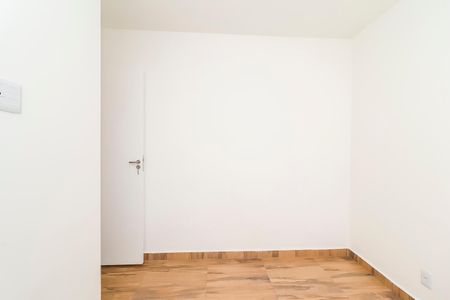 Quarto 1 de apartamento para alugar com 2 quartos, 45m² em Jardim Helian, São Paulo