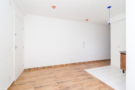 Sala de apartamento para alugar com 2 quartos, 45m² em Jardim Helian, São Paulo