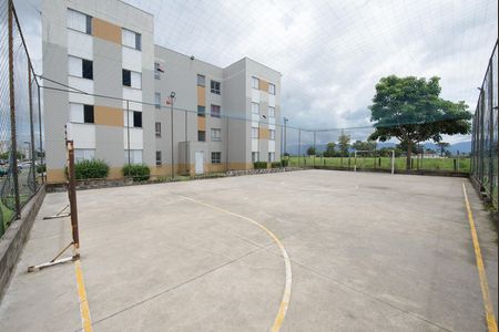 Apartamento para alugar com 59m², 2 quartos e 1 vaga Apartamento para alugar com 59m², 2 quartos e 1 vagaÁrea comum - Quadra de futebol