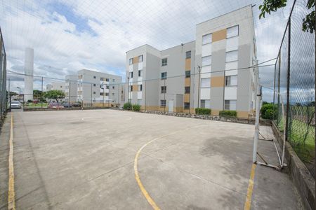 Apartamento para alugar com 59m², 2 quartos e 1 vaga Apartamento para alugar com 59m², 2 quartos e 1 vagaÁrea comum - Quadra de futebol