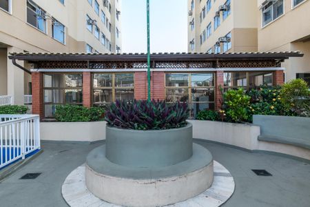 Apartamento à venda com 46m², 2 quartos e 1 vaga Apartamento à venda com 46m², 2 quartos e 1 vagaÁrea comum - Salão de festas