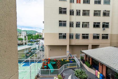 Apartamento à venda com 46m², 2 quartos e 1 vaga Apartamento à venda com 46m², 2 quartos e 1 vagaVista da Área de Serviço