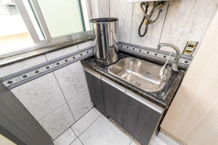 Apartamento à venda com 46m², 2 quartos e 1 vaga Apartamento à venda com 46m², 2 quartos e 1 vagaÁrea de Serviço