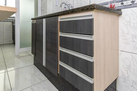 Apartamento à venda com 46m², 2 quartos e 1 vaga Apartamento à venda com 46m², 2 quartos e 1 vagaCozinha - Armários