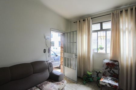 Casa à venda com 68m², 3 quartos e 1 vagaSala