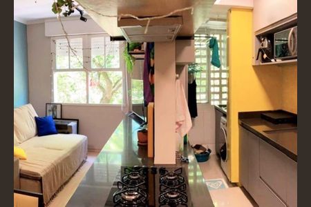 Sala de apartamento à venda com 2 quartos, 56m² em Menino Deus, Porto Alegre