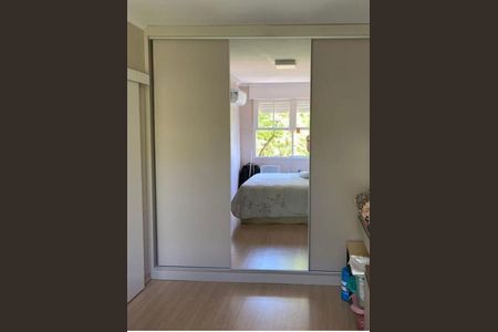 Quarto de apartamento à venda com 2 quartos, 56m² em Menino Deus, Porto Alegre