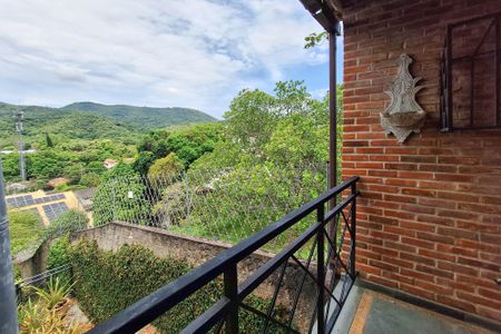 Casa de condomínio à venda com 221m², 3 quartos e 3 vagas Casa de condomínio à venda com 221m², 3 quartos e 3 vagasvaranda da Suíte 1