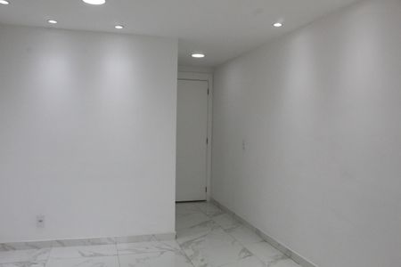 Sala de apartamento para alugar com 3 quartos, 56m² em Taquara, Rio de Janeiro