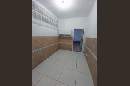 Cozinha de kitnet/studio para alugar com 1 quarto, 25m² em Coelho Neto, Rio de Janeiro