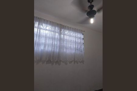 Quarto de kitnet/studio para alugar com 1 quarto, 25m² em Coelho Neto, Rio de Janeiro