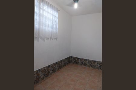 Quarto de kitnet/studio para alugar com 1 quarto, 25m² em Coelho Neto, Rio de Janeiro