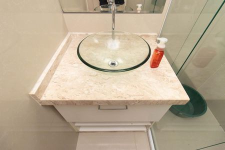 Apartamento para alugar com 63m², 2 quartos e 1 vaga Apartamento para alugar com 63m², 2 quartos e 1 vagaBanheiro Social