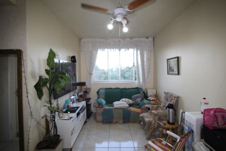 Sala de apartamento à venda com 2 quartos, 50m² em Rubem Berta, Porto Alegre