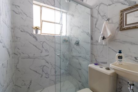 Apartamento à venda com 170m², 2 quartos e 1 vaga Apartamento à venda com 170m², 2 quartos e 1 vagaBanheiro 2