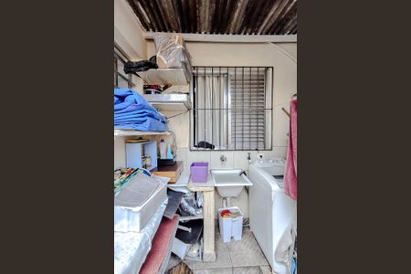 Casa para alugar com 110m², 2 quartos e 2 vagas Casa para alugar com 110m², 2 quartos e 2 vagasÁrea externa