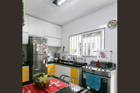 Casa à venda com 2 quartos, 92m² em Vila Carrão, São Paulo