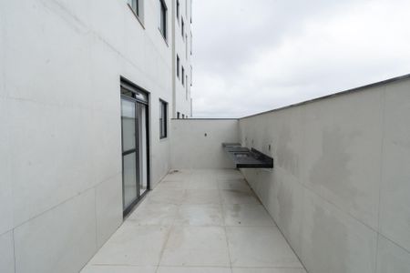 Apartamento à venda com 73m², 3 quartos e 1 vagaÁrea de Serviço e Privativa