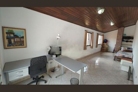 Casa à venda com 3 quartos, 206m² em Interlagos, São Paulo