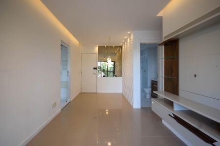 Apartamento para alugar com 67m², 2 quartos e 1 vagaSala