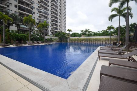 Apartamento para alugar com 67m², 2 quartos e 1 vagaÁrea comum - Piscina