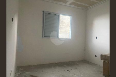 Casa à venda com 3 quartos, 106m² em Jardim Sabara, São Paulo