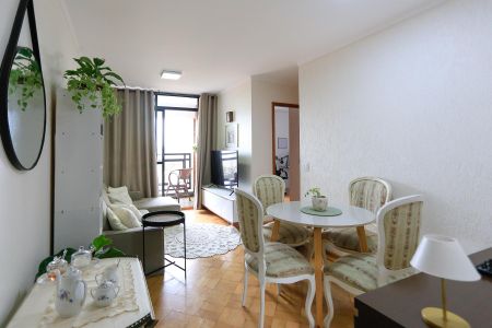 sala de apartamento à venda com 2 quartos, 56m² em Caxingui, São Paulo