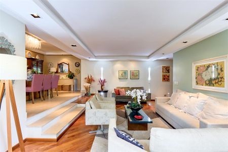 Apartamento à venda com 3 quartos, 220m² em Jardim Santo Amaro, São Paulo