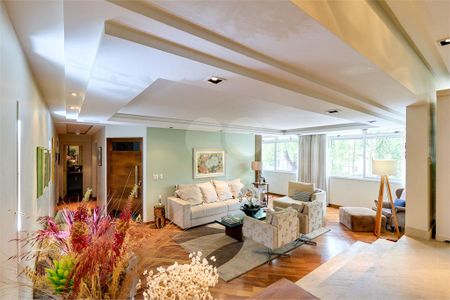 Apartamento à venda com 3 quartos, 220m² em Jardim Santo Amaro, São Paulo