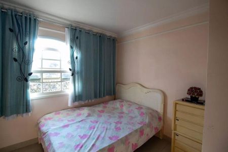 Casa à venda com 4 quartos, 400m² em Vila Indiana, São Paulo