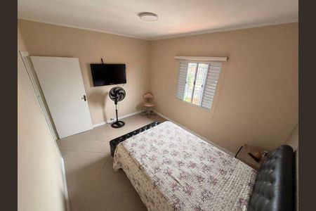 Casa à venda com 3 quartos, 170m² em Jardim Ester Yolanda, São Paulo