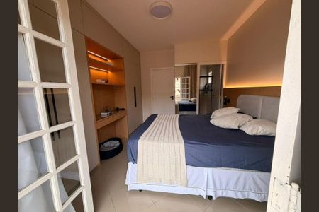 Casa à venda com 3 quartos, 170m² em Jardim Ester Yolanda, São Paulo