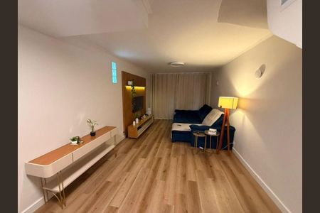 Casa à venda com 3 quartos, 170m² em Jardim Ester Yolanda, São Paulo