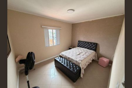 Casa à venda com 3 quartos, 170m² em Jardim Ester Yolanda, São Paulo