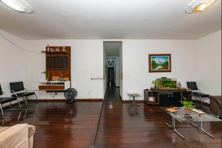 Casa à venda com 3 quartos, 360m² em Alto Caiçaras, Belo Horizonte