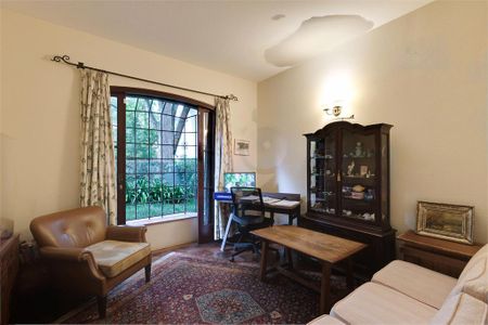 Casa à venda com 4 quartos, 283m² em Santo Amaro, São Paulo