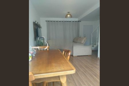 Casa à venda com 2 quartos, 75m² em Campo Grande, São Paulo