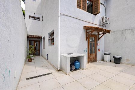 Casa à venda com 2 quartos, 150m² em Santo Amaro, São Paulo