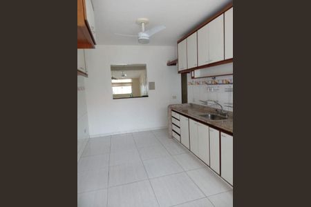 Casa à venda com 3 quartos, 225m² em Maravista, Niterói