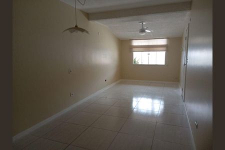 Casa à venda com 3 quartos, 225m² em Maravista, Niterói