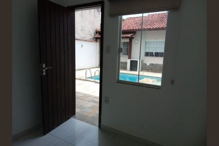 Casa à venda com 3 quartos, 225m² em Maravista, Niterói
