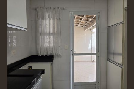 Casa de condomínio para alugar com 119m², 3 quartos e 4 vagas Casa de condomínio para alugar com 119m², 3 quartos e 4 vagasCozinha