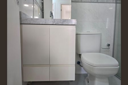 Casa de condomínio para alugar com 119m², 3 quartos e 4 vagas Casa de condomínio para alugar com 119m², 3 quartos e 4 vagasBanheiro Social