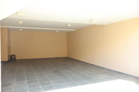 Casa de condomínio para alugar com 119m², 3 quartos e 4 vagasGaragem 