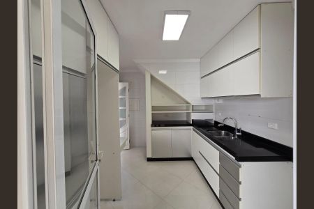 Casa de condomínio para alugar com 119m², 3 quartos e 4 vagas Casa de condomínio para alugar com 119m², 3 quartos e 4 vagasCozinha