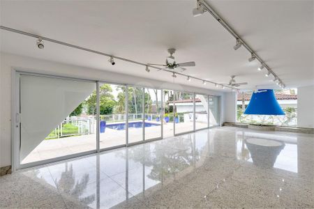 Casa à venda com 400m², 4 quartos e 5 vagas