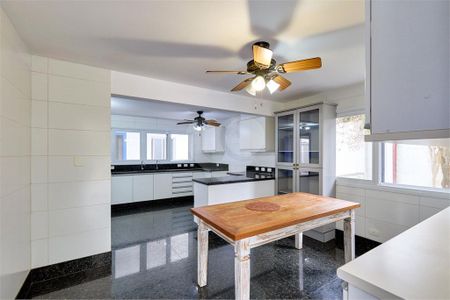 Casa à venda com 400m², 4 quartos e 5 vagas